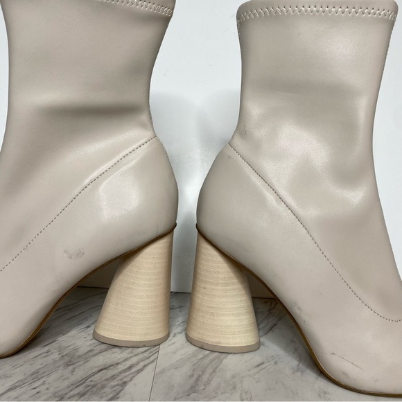 Steve Madden Valyant Pointy Toe Faux Leather Bootie 9M - Picture 10 of 16